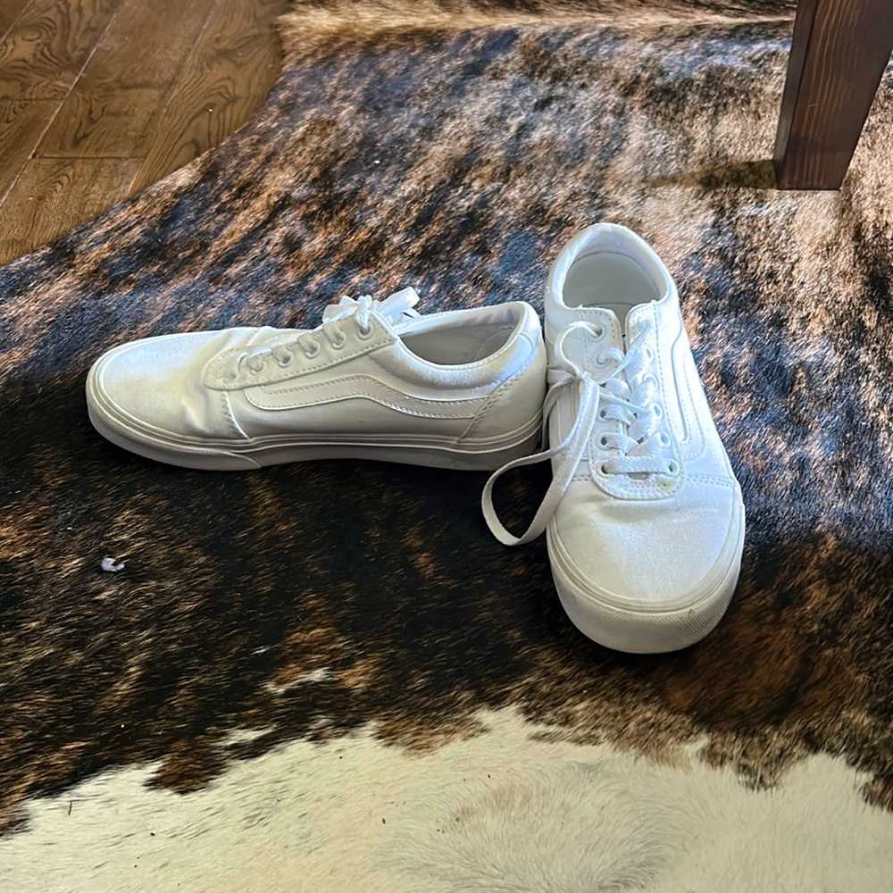 lace up vans